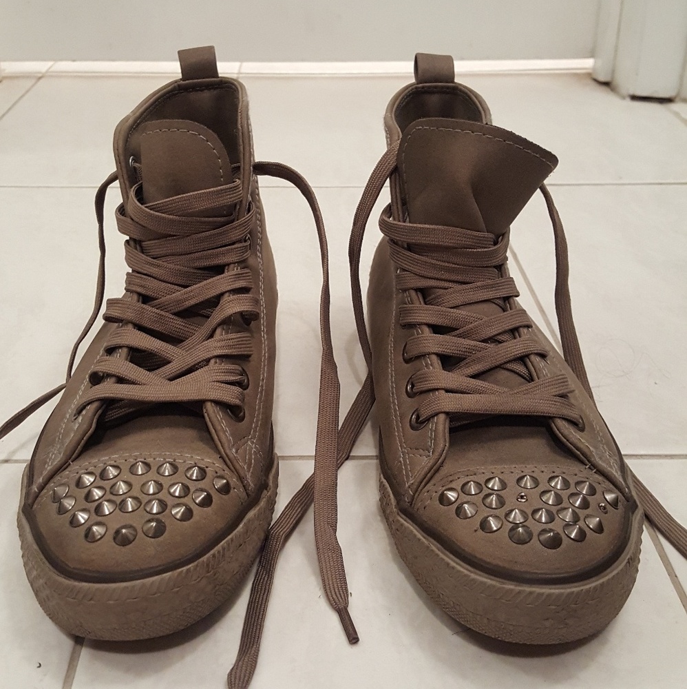 High top sneakers